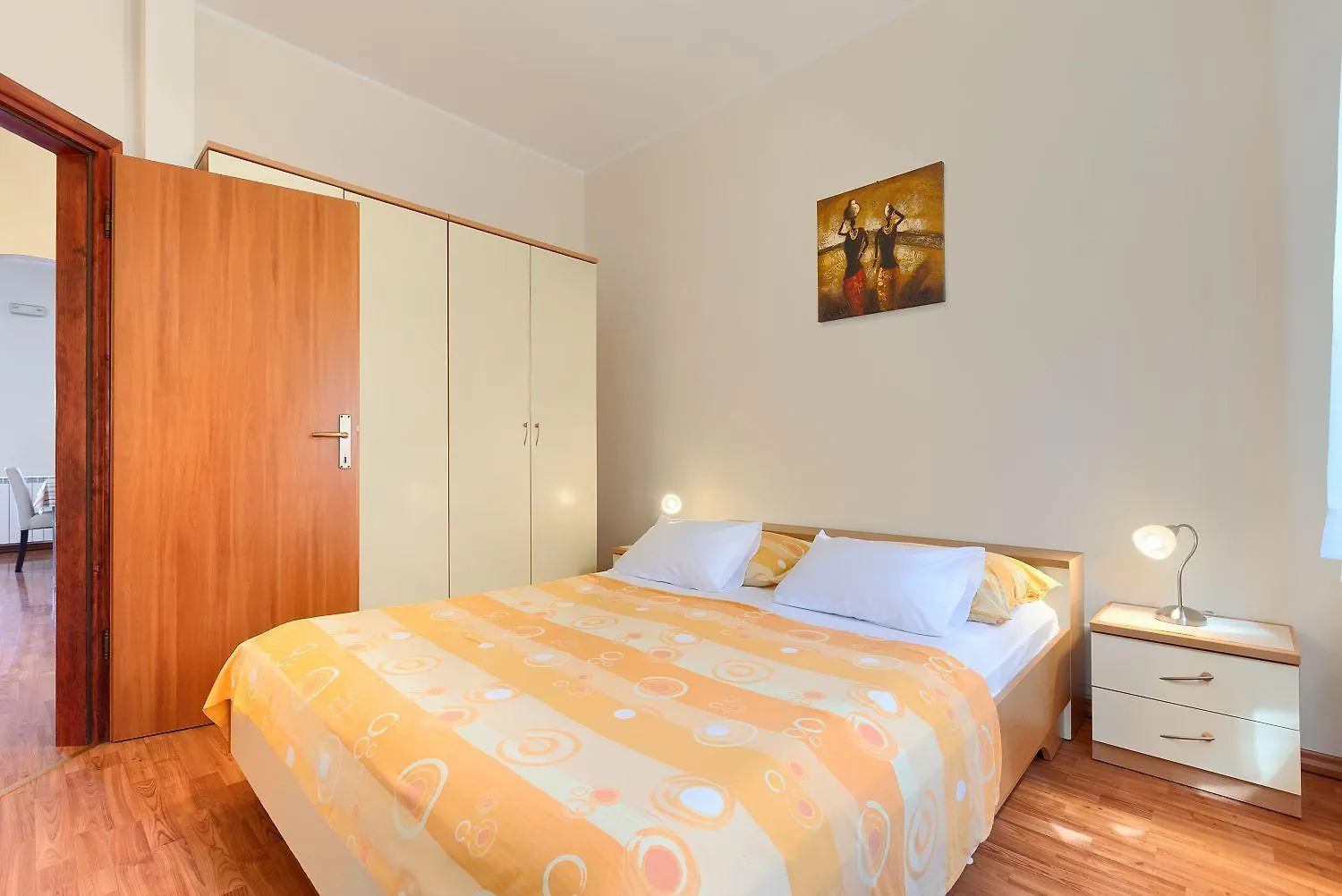 Feriehus Faszinierendes Ferienhaus Mit Privatpool, Volleyballfeld, Fussballplatz, Trampolin Beim Bekannten Radweg Parenzana Vižinada